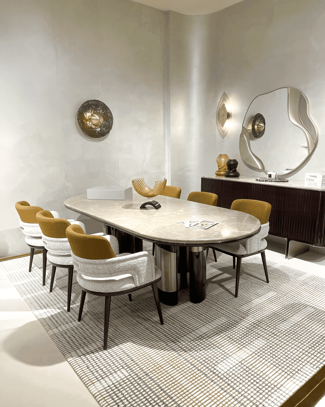 Milan 2026 phone photos (17).png